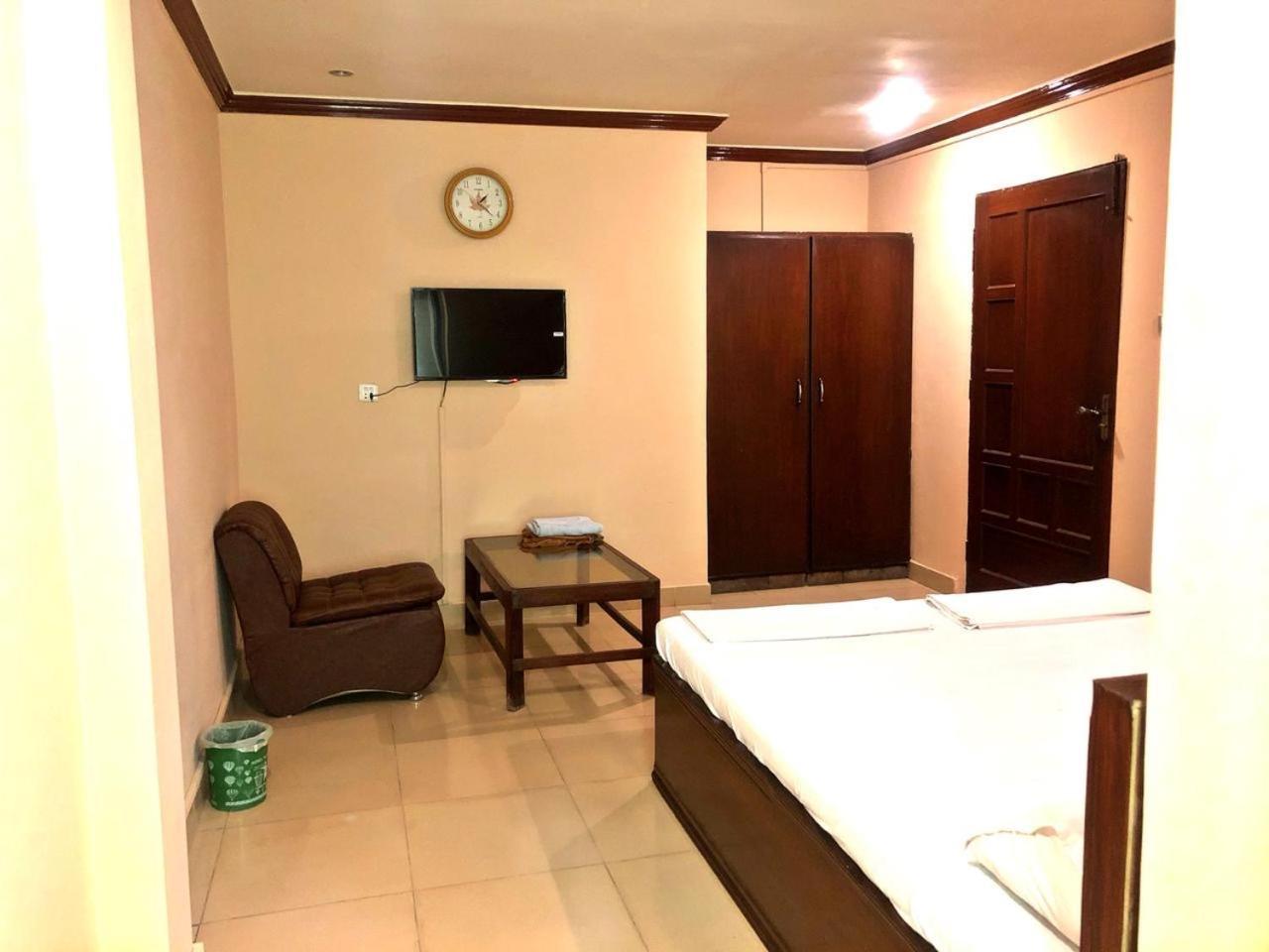 فندق Babar House فيصل آباد المظهر الخارجي الصورة